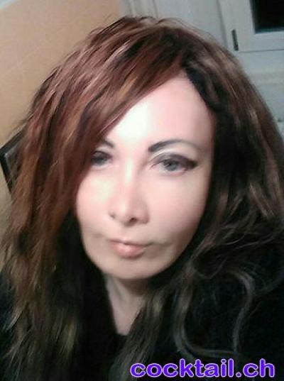 Sexinserat: Sinnliche Massage mit Sex - Sie sucht Ihn in Freiburg