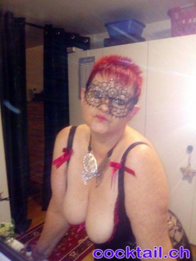 Sexinserat: Sie Sucht Ihn - Sie sucht Ihn in Basel-Landschaft