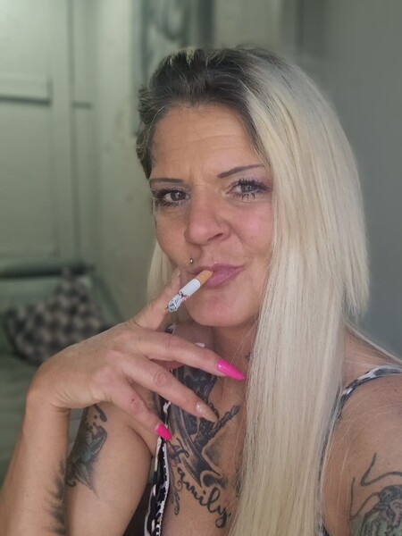 versaute Laura