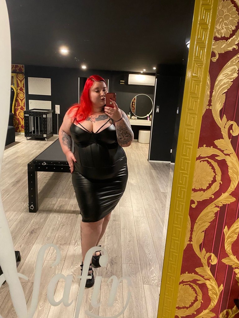 XXL CH Fetisch Lady